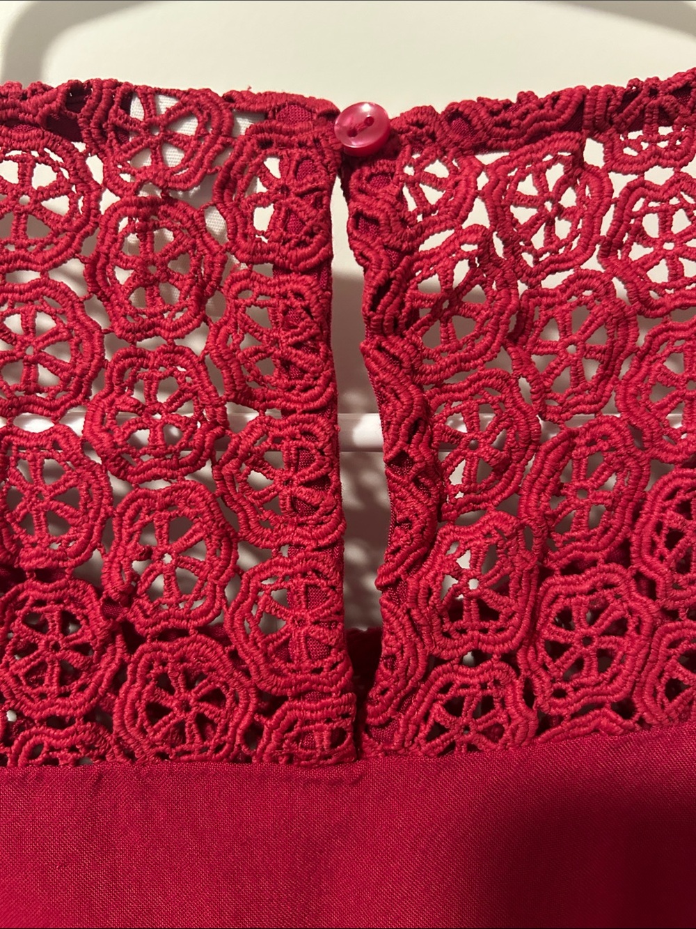 Old Navy Magenta Crochet Yoke Sleeveless Shirt - Picture 9 of 9